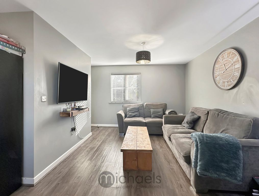 Property photo 3 of 14