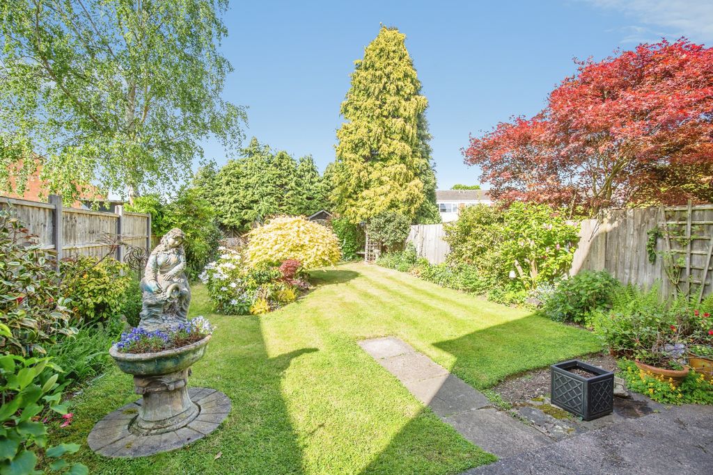 Property photo 2 of 22 7988Fc22-Mw26-110