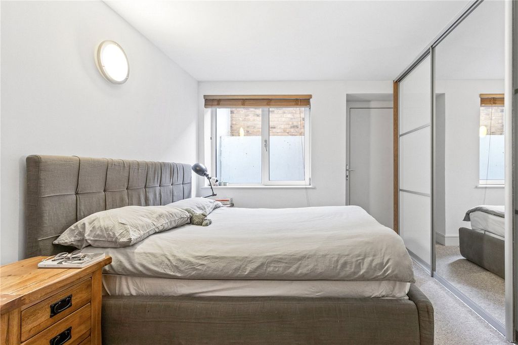 Property photo 3 of 11 Picture No. 09