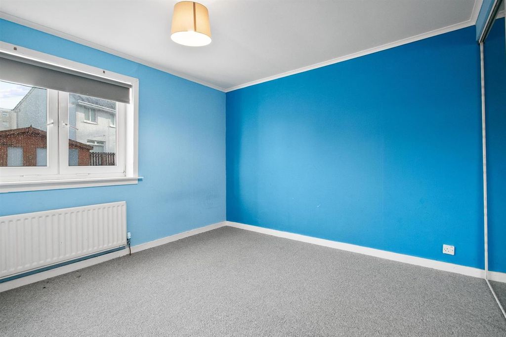 Additional image 14 of 3 bed flat for saleRussell Drive Alexandria G83