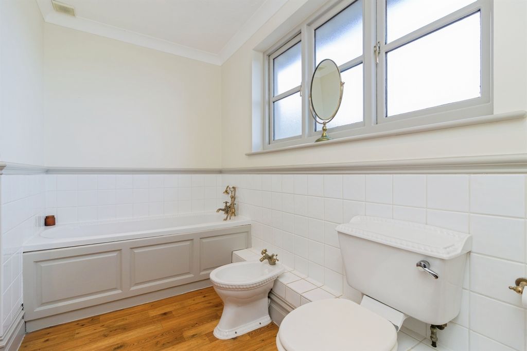 Additional image 11 of 4 bed detached house for saleSouth Road, Newton Abbot TQ12