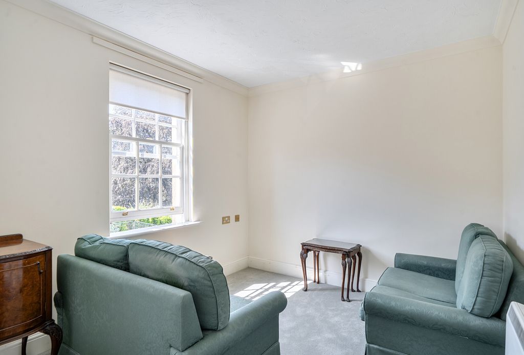 Property photo 3 of 23 1487809-8-6A55295...