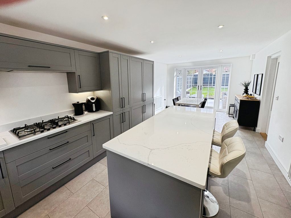 Property photo 2 of 20 Facced53-Img_6566