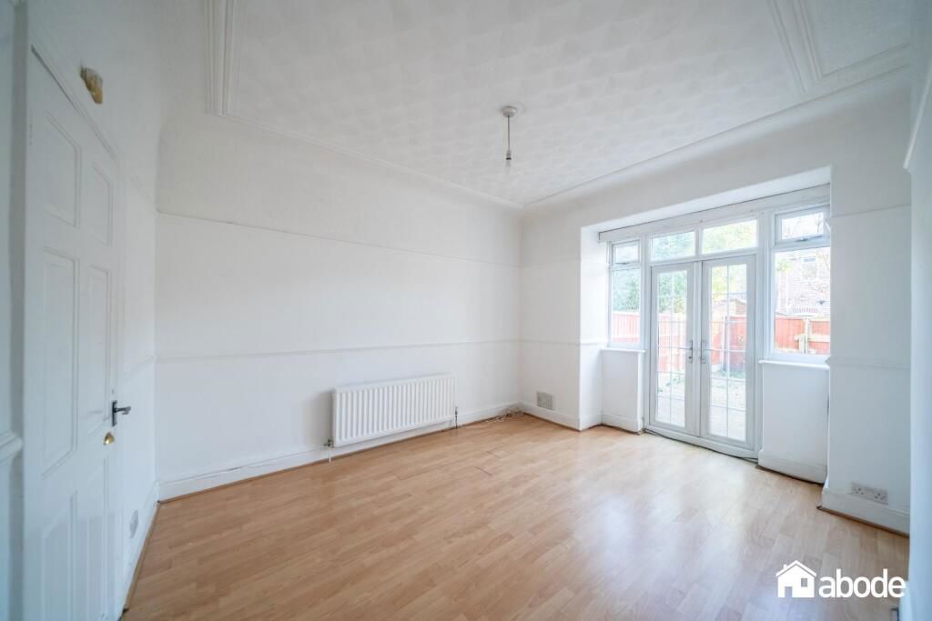 Property photo 3 of 29