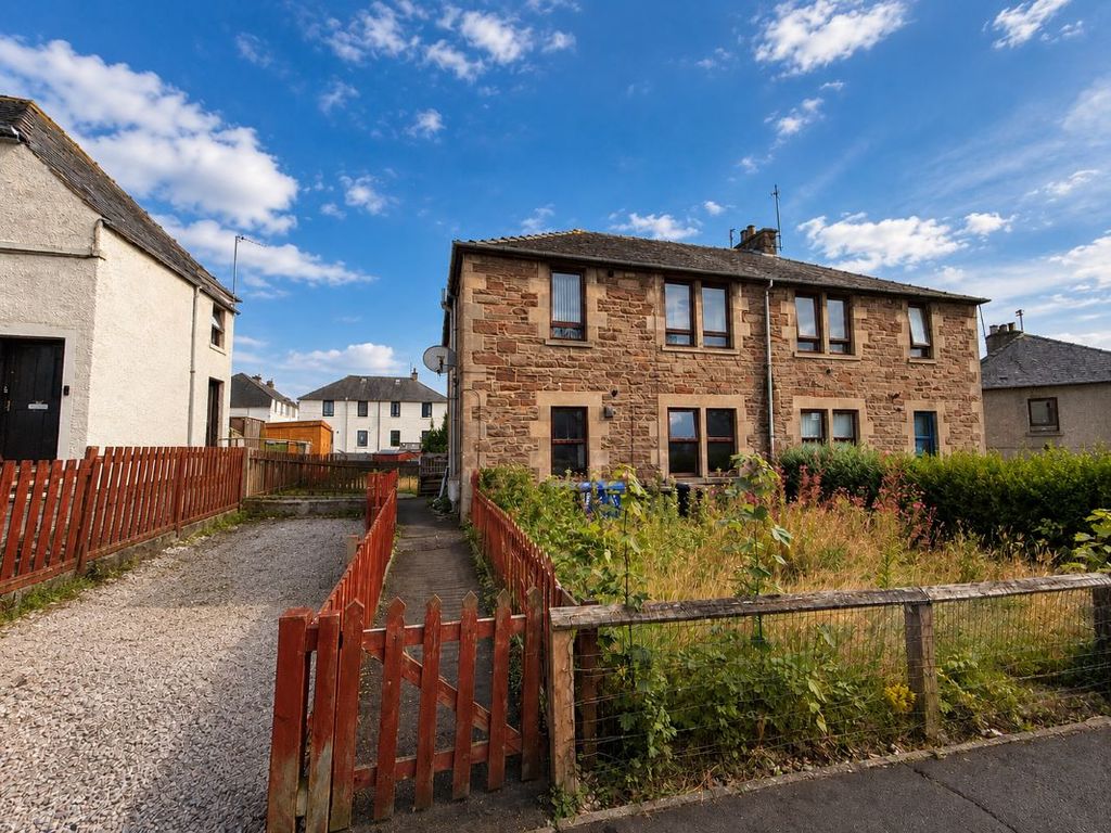 Property photo 1 of 11
