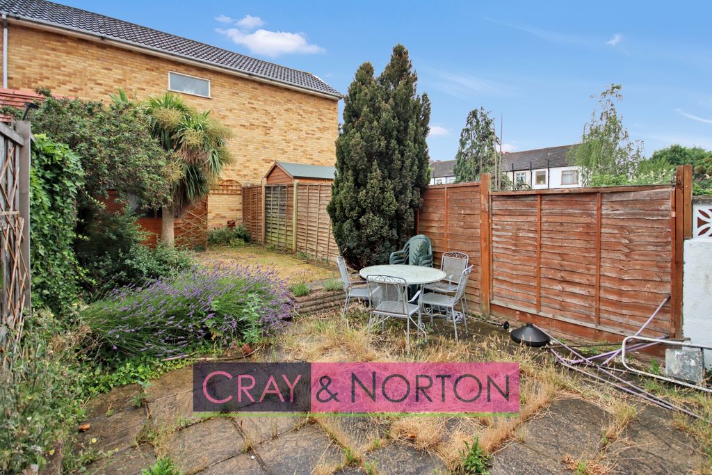 Property photo 2 of 9 Photo 7