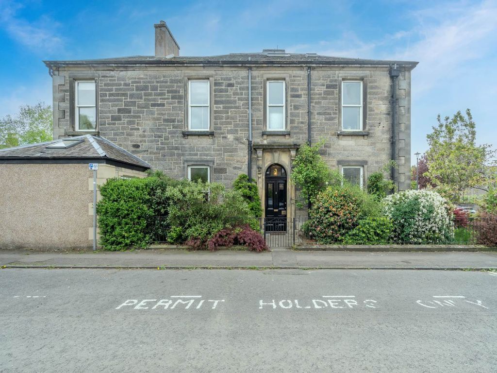 Property photo 2 of 50 1