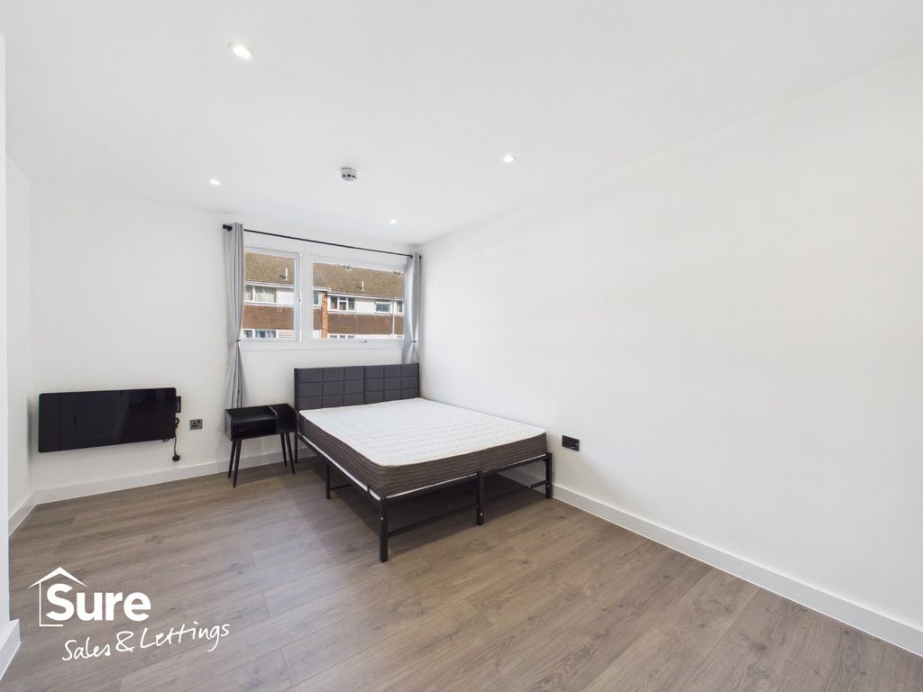 Property photo 1 of 20 5522510