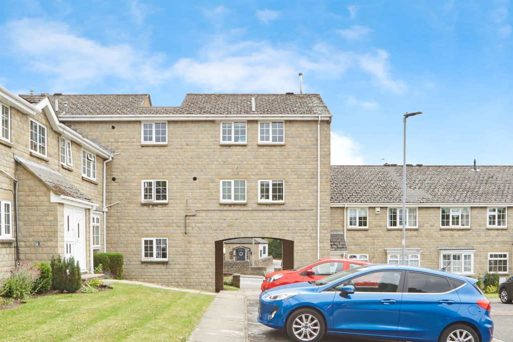 Property photo 1 of 11