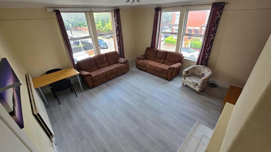 Property photo 3 of 15 Bright, Modern Living Room With Large Windows Prov...