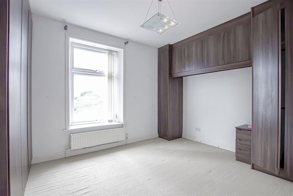Property photo 3 of 19 4.Jpg