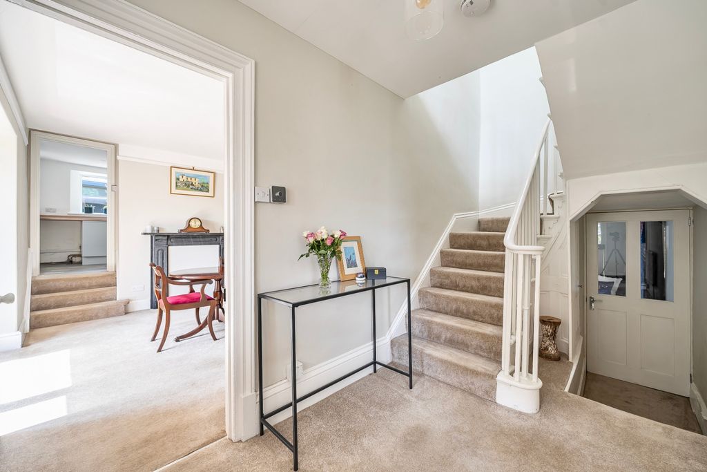 Property photo 3 of 16 5362614