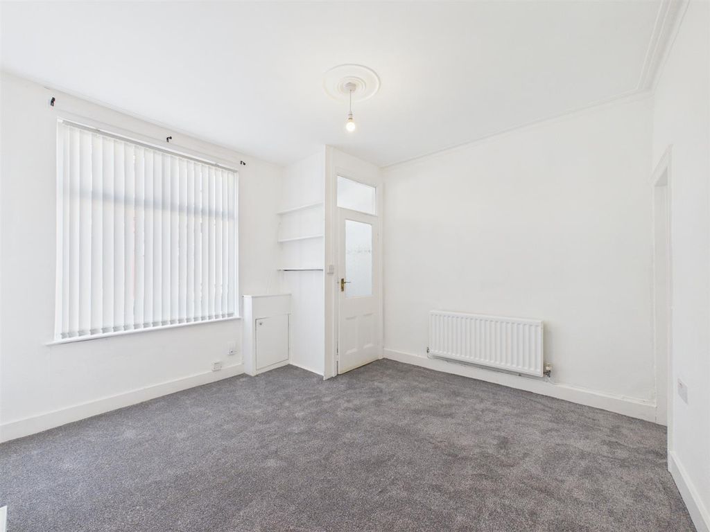 Property photo 3 of 30 Cam03844G0-Pr0515-Still002.Jpg