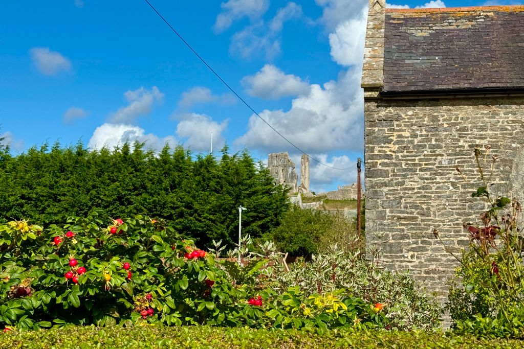 Property photo 2 of 17