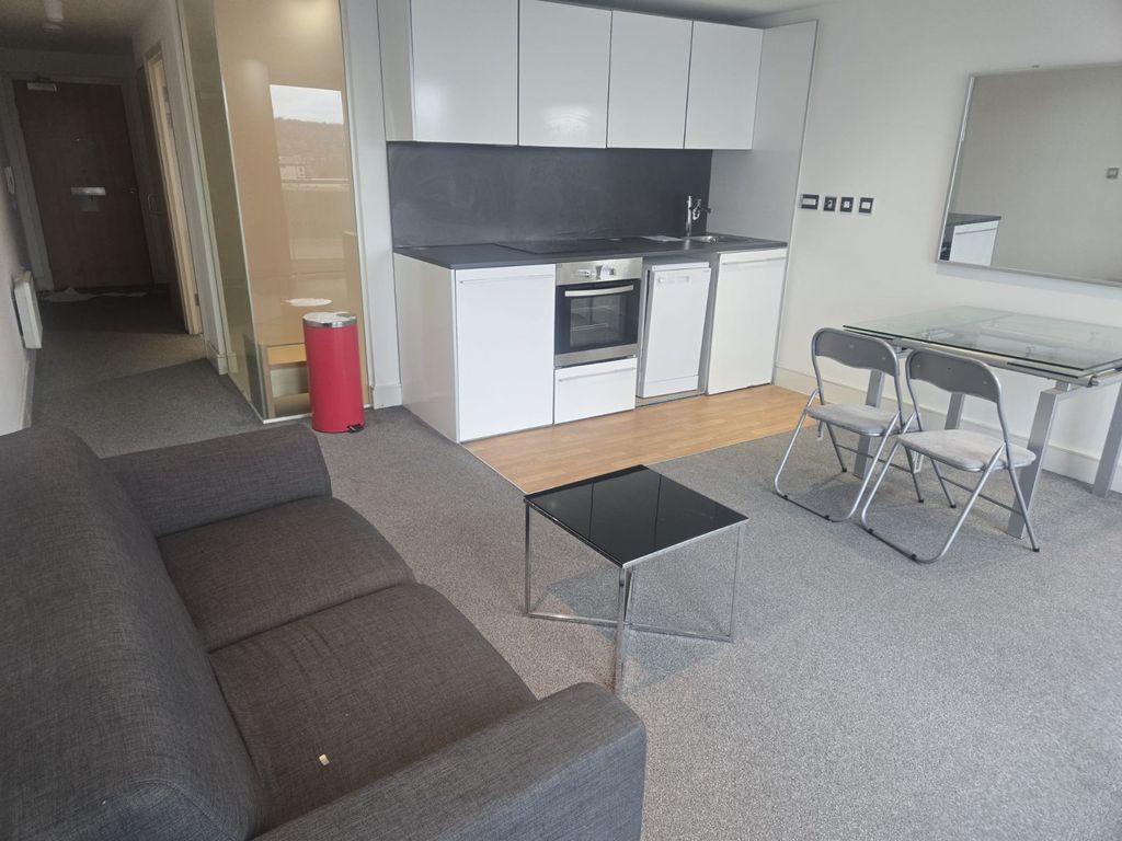 Property photo 3 of 6 Picture No. 09