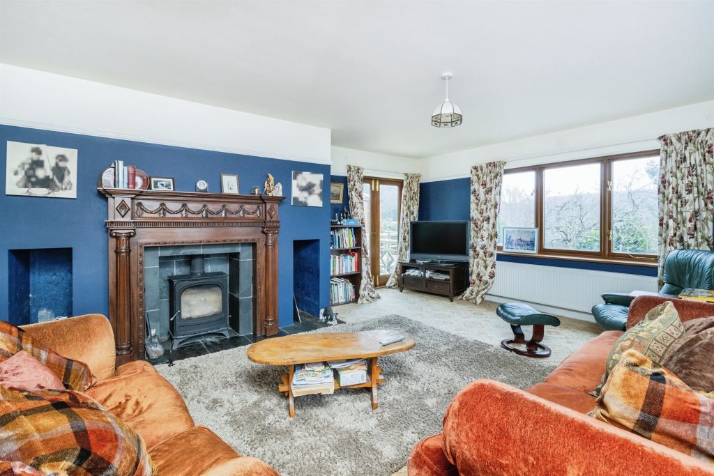 Property photo 3 of 15