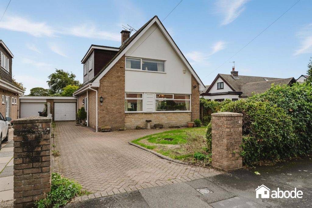 Property photo 1 of 33 Cambridge Drive-1.Jpg