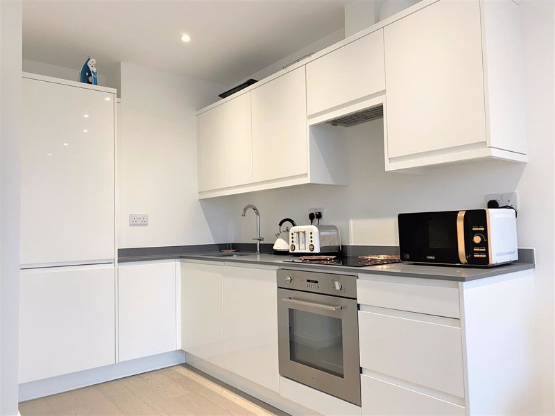 Property photo 3 of 7 Photo 5