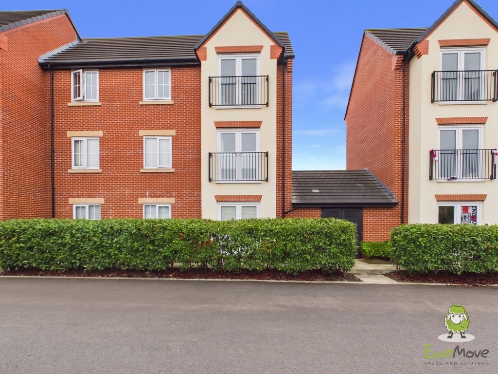 Property photo 1 of 14 Front. Emilydimelowewemovewhitchurchandnantwich