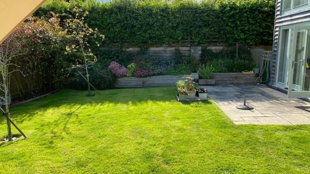 Property photo 2 of 19 Garden