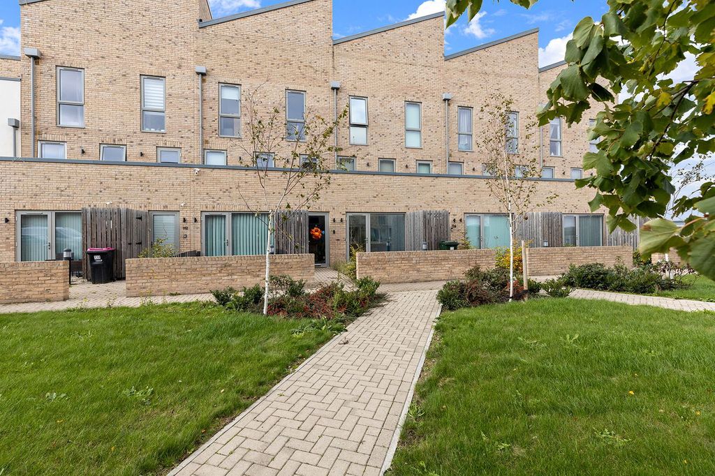 Property photo 1 of 22