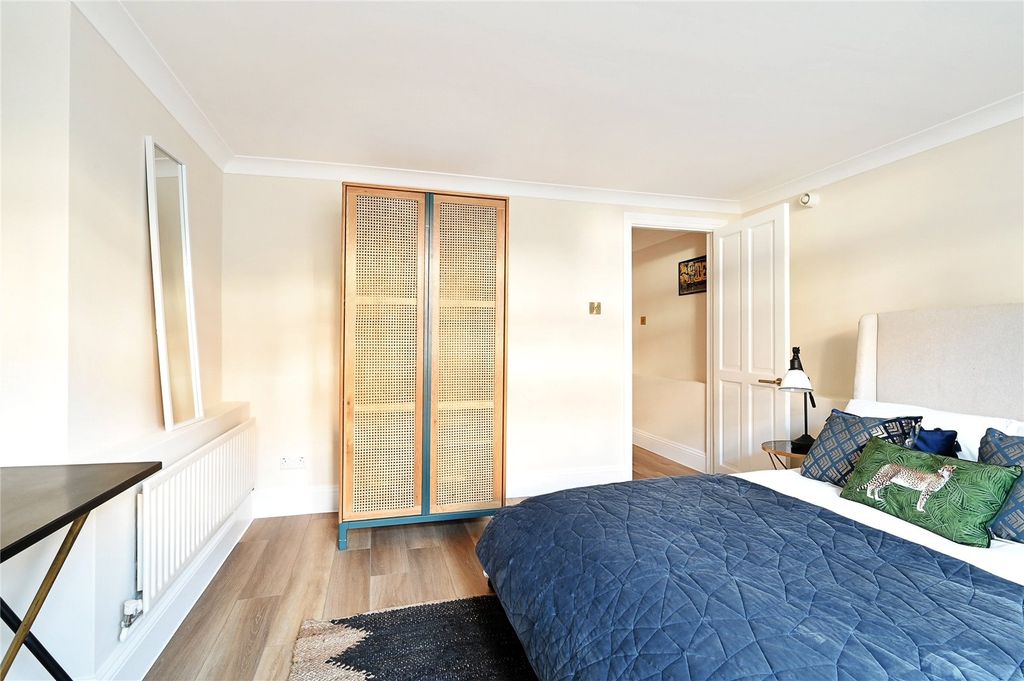 Property photo 1 of 8 Picture No. 01