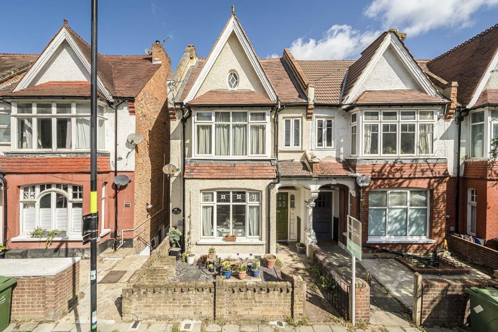 Property photo 1 of 7