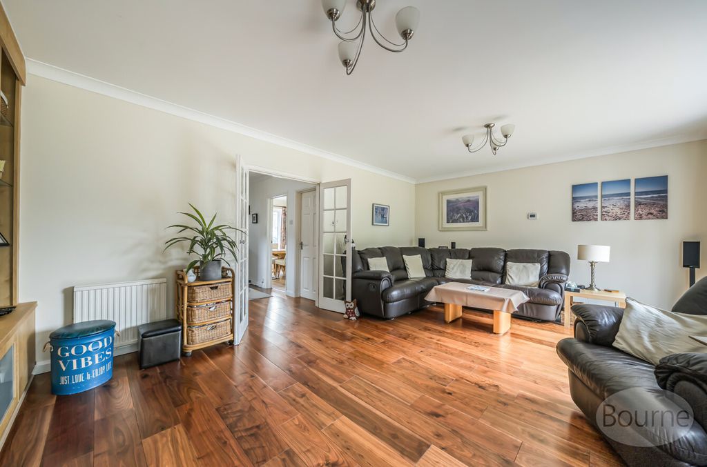 Property photo 2 of 19 22A536F1-Be1d-40A...