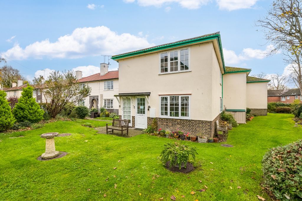 Property photo 1 of 15 4563420