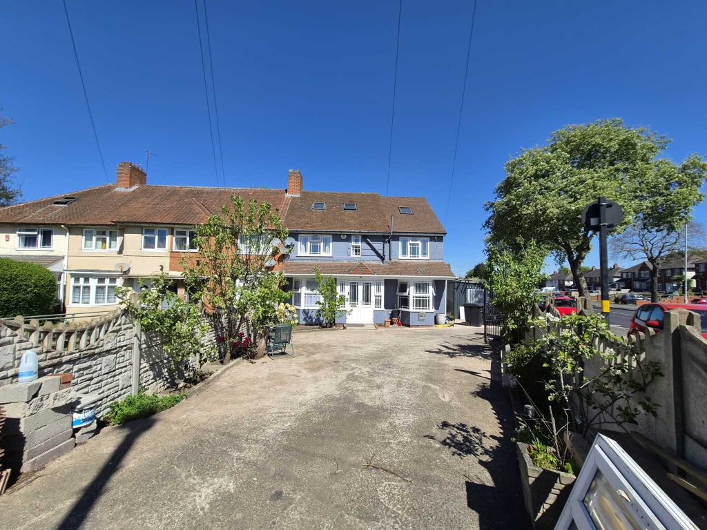 Property photo 1 of 24