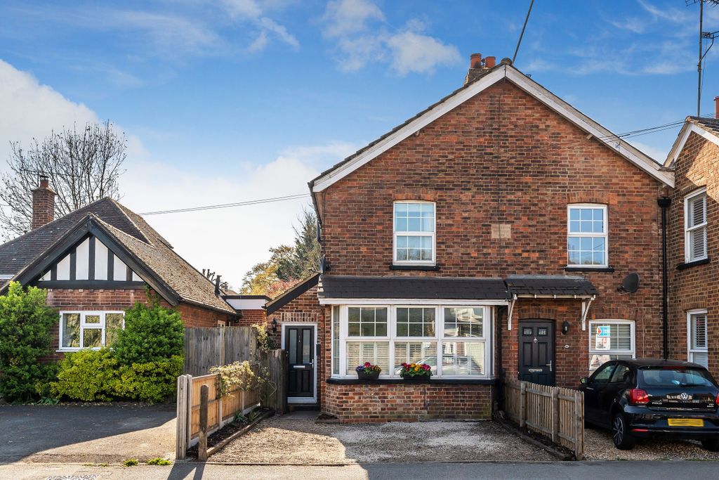 Property photo 1 of 20 63-London-Road-Front-2