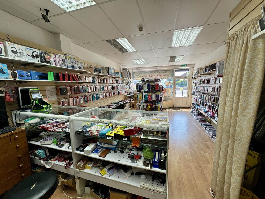 Property photo 3 of 9