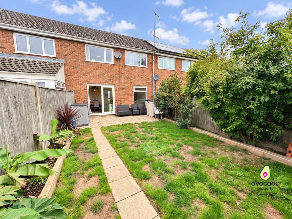Property photo 3 of 14 5502983