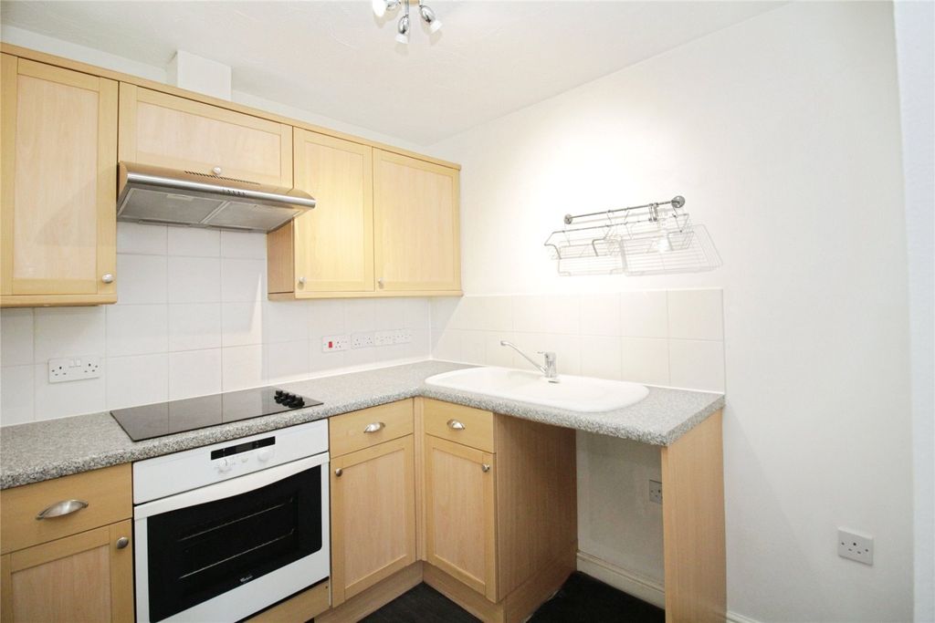 Property photo 3 of 6 Picture No. 17