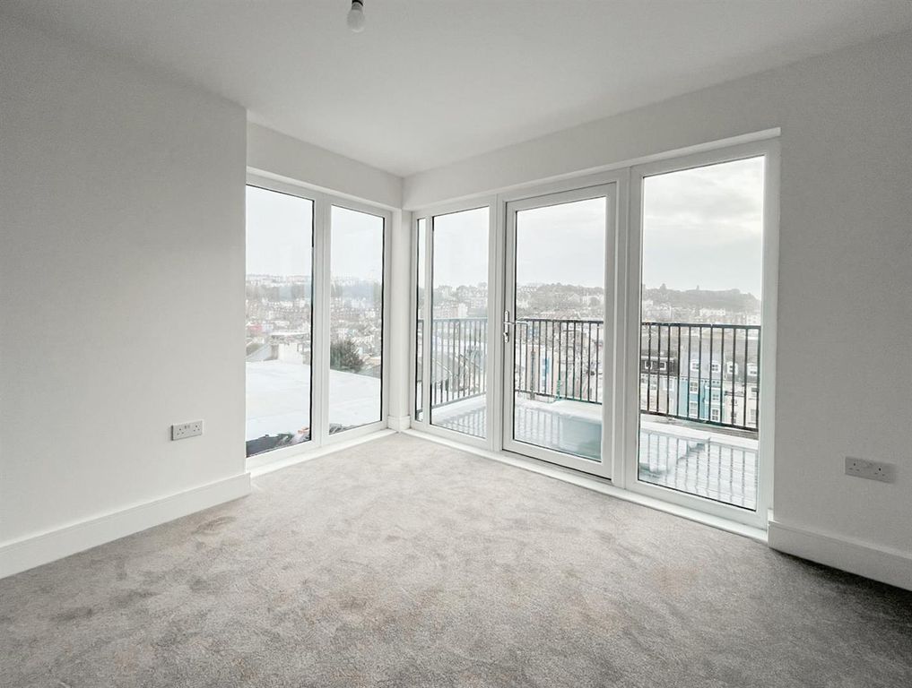 Property photo 3 of 16 7-C0C63B5F-3B34-4864-87Fd-Ef1876C80F18.Jpg