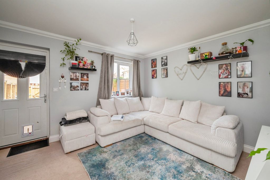 Property photo 2 of 17