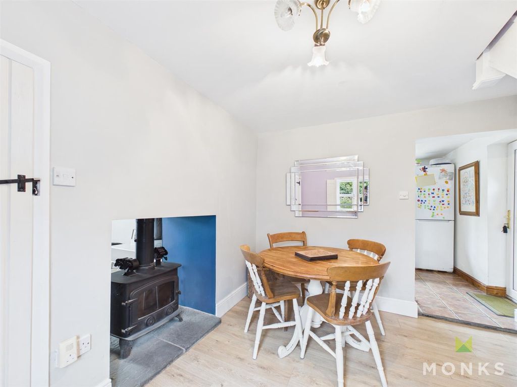 Property photo 3 of 28 Cam05160G0-Pr0123-Still007.Jpg