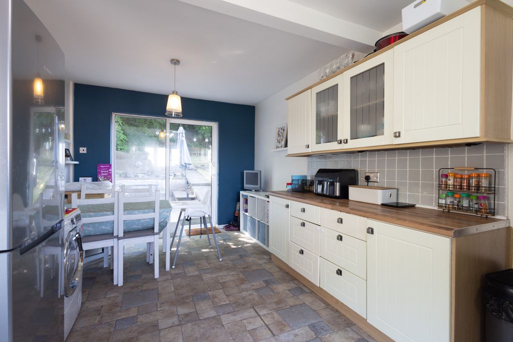 Property photo 3 of 12 1J7A7695 x