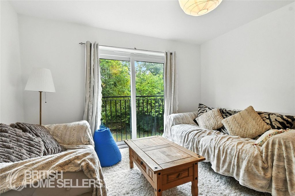 Property photo 3 of 9 Picture No. 05