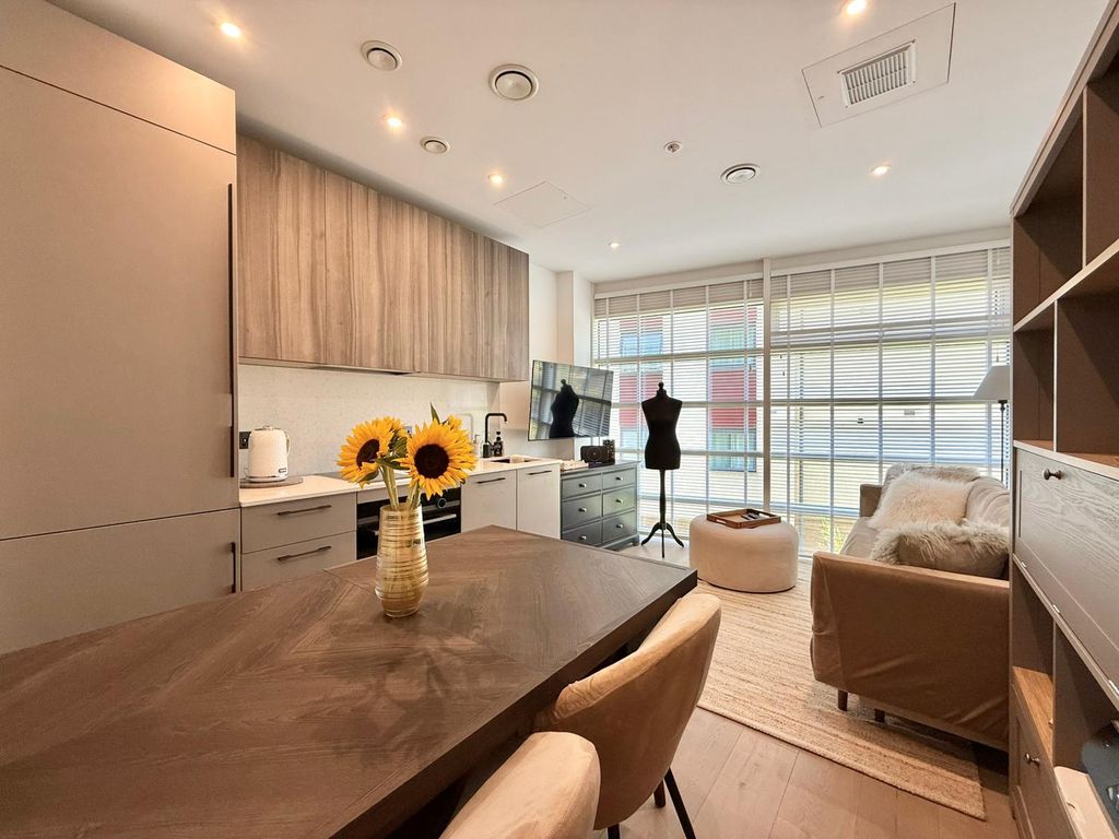 Property photo 3 of 15 Gallery