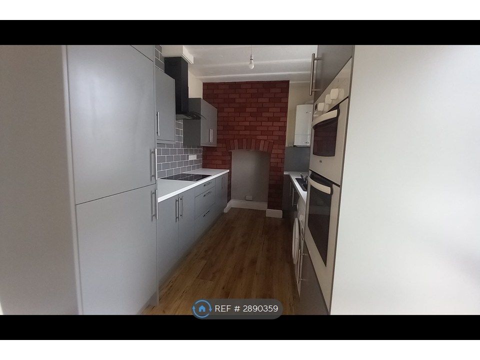 Property photo 2 of 8 Kitchen With Appliances