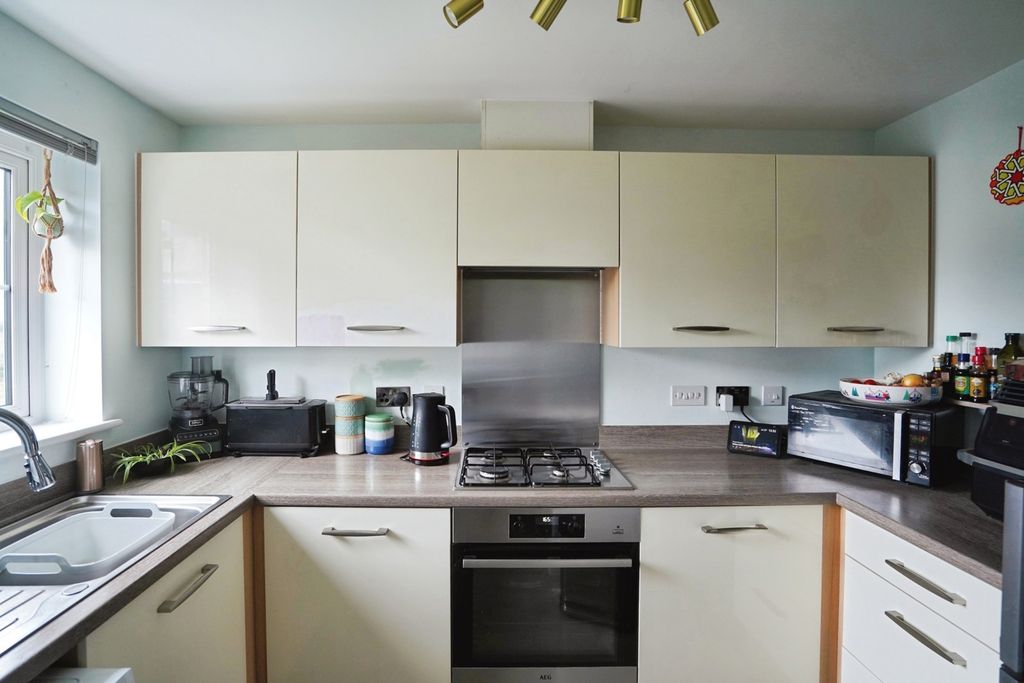 Property photo 2 of 35 Pbox-Img.Jpg