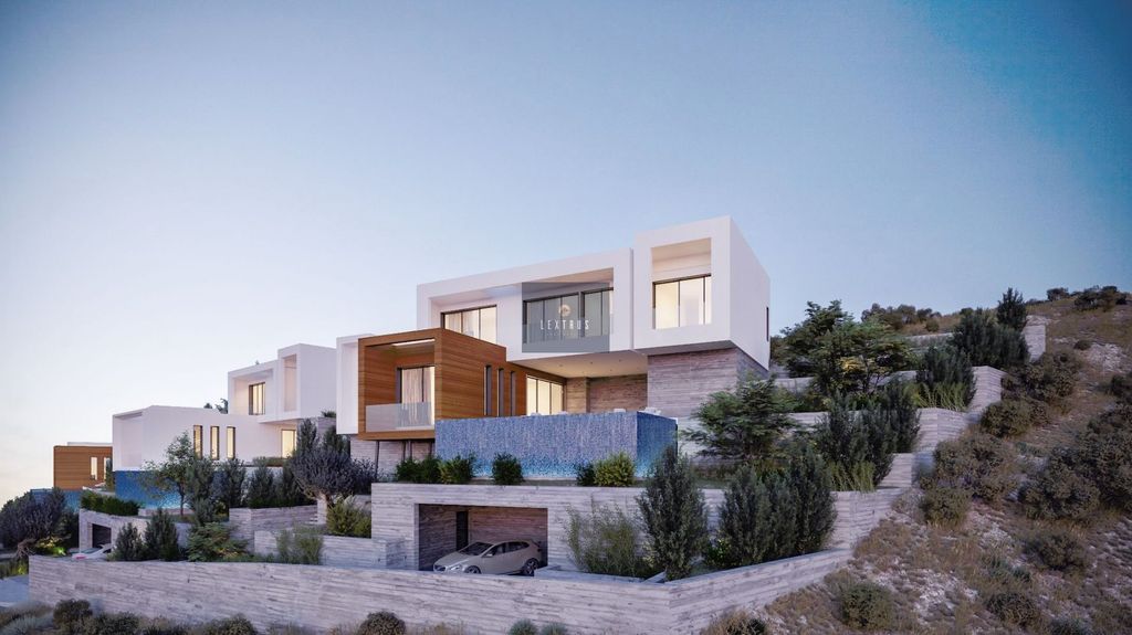 Property photo 3 of 16