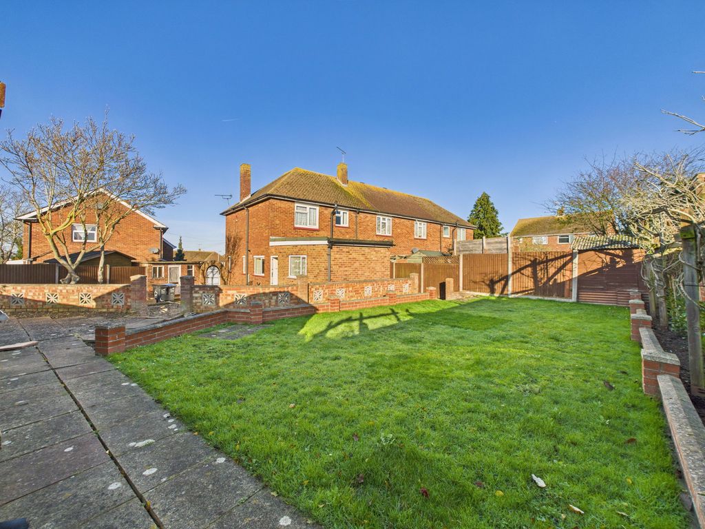 Property photo 3 of 12
