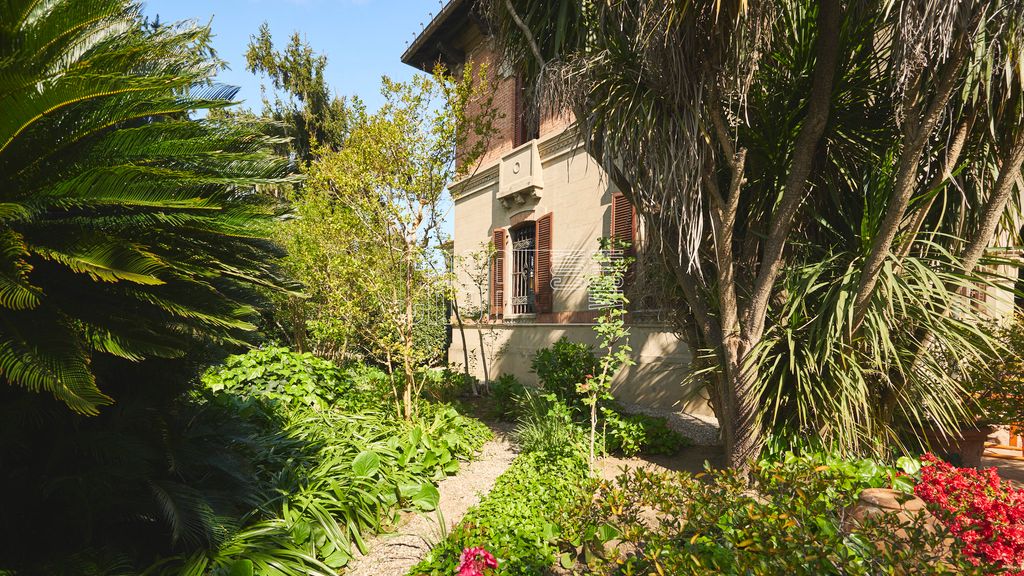 Property photo 3 of 60
