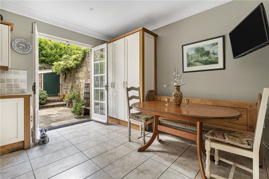 Additional image 6 of 4 bed terraced house for salePhoenix Square, Pewsey, Wiltshire SN9
