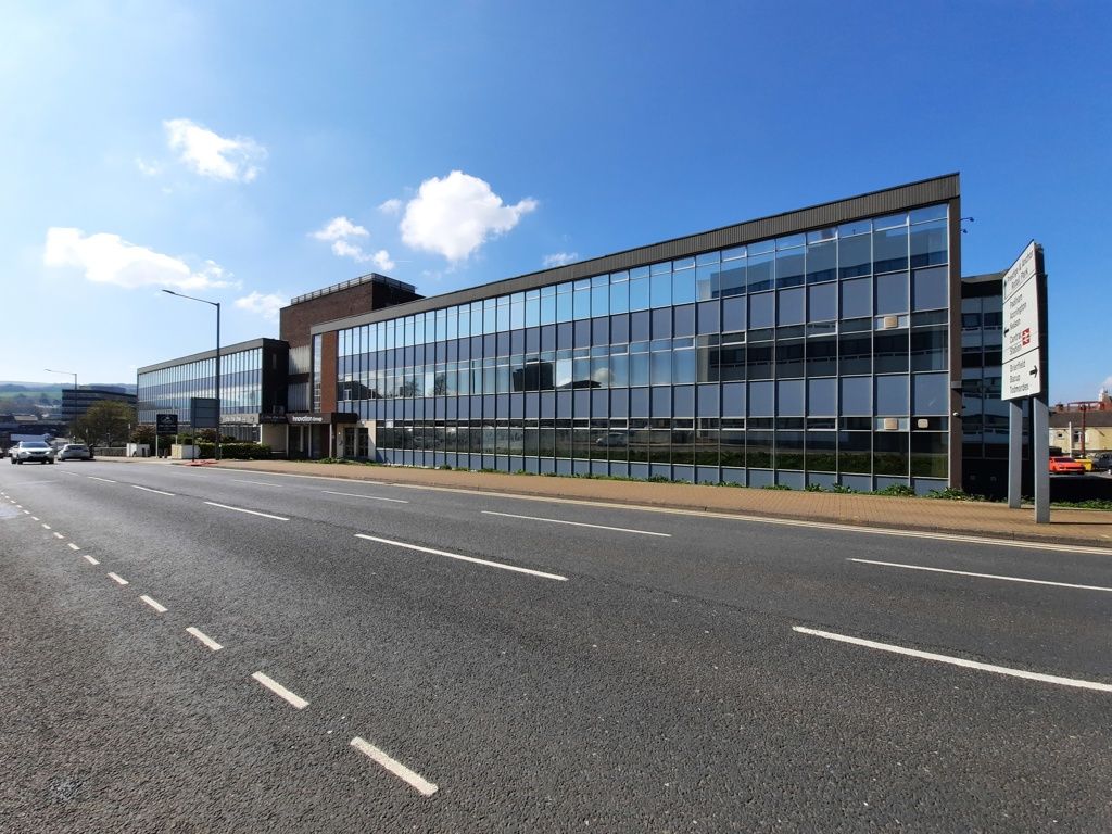 Property photo 1 of 12 Photo 12