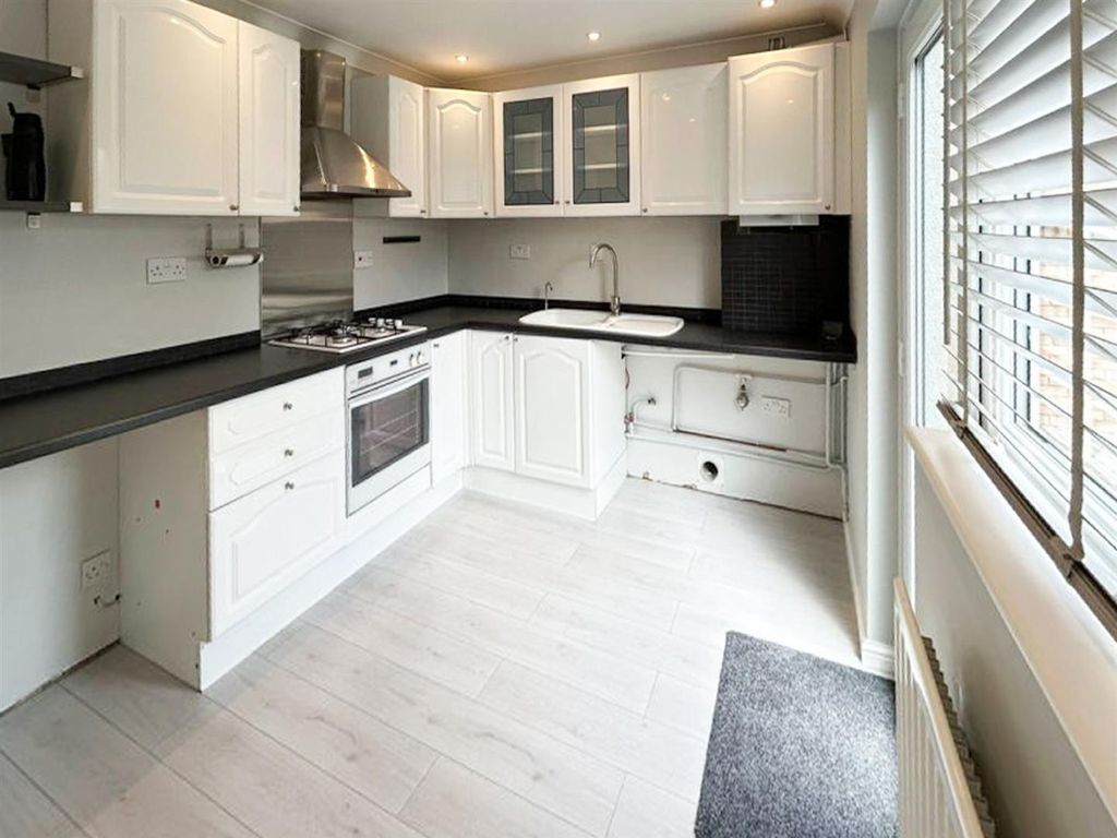 Property photo 2 of 10 3591-9.Jpg