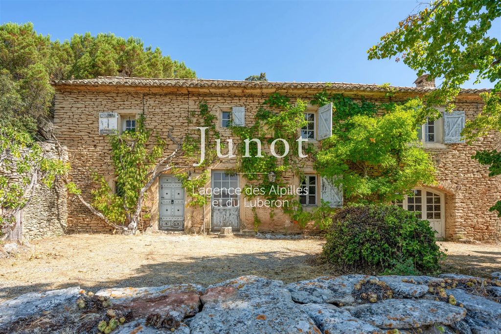 Property photo 1 of 24 Cabrières D'avignon - Old House To Renovate