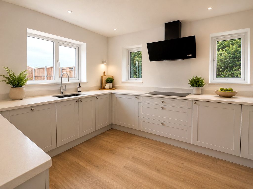 Property photo 1 of 18 Kitchen 2